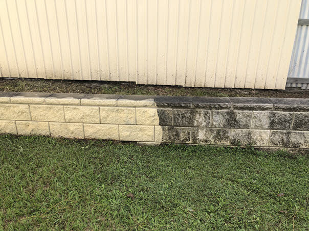 Retaining Wall Power Washing Brisbane Before